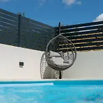 Kala *
