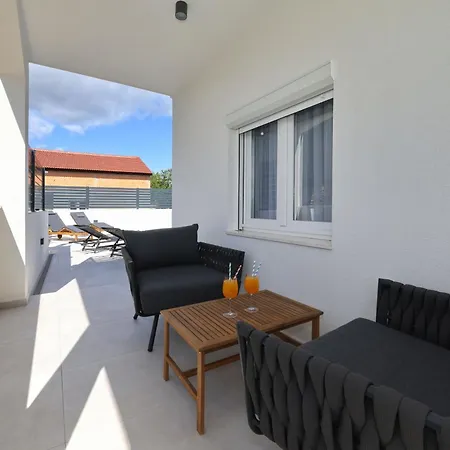 Apartman Kala *