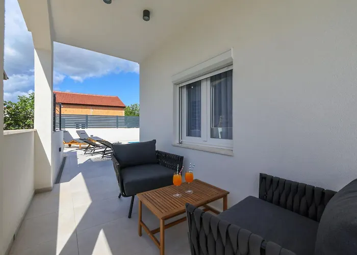 Kala Διαμέρισμα Maslenica