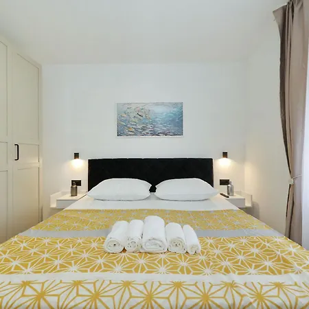 Semesterbostad Kala Maslenica