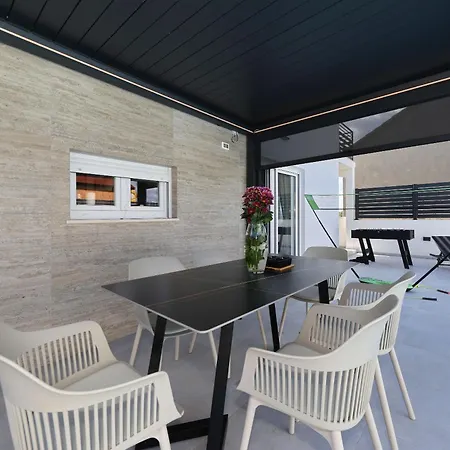 Semesterbostad Kala *